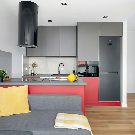 Appartement Red And Grey For 8 People In With Parking By Renters *