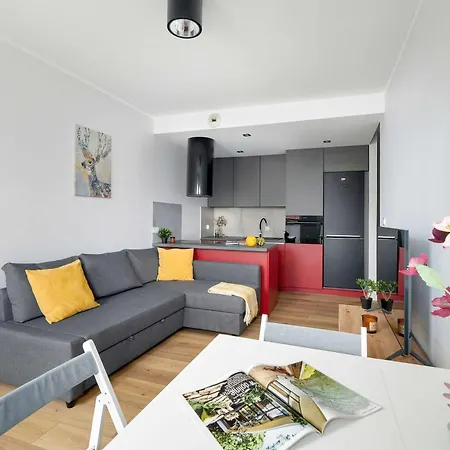 Red And Grey For 8 People In With Parking By Renters Apartamento