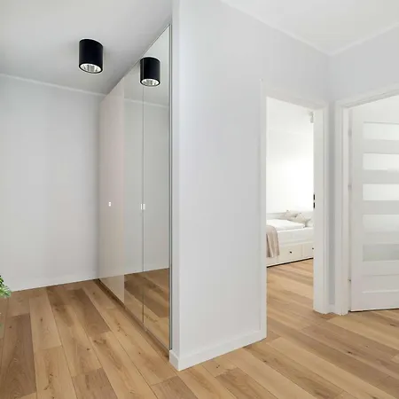 Red And Grey For 8 People In With Parking By Renters *