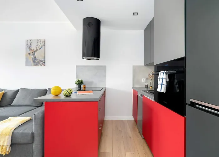 Red And Grey For 8 People In With Parking By Renters *